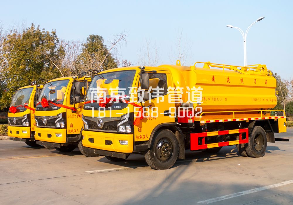 369金华多利卡吸污车